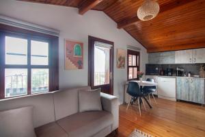 Historic 4BR 4BA Mansion Seaview Yedikule Old Town