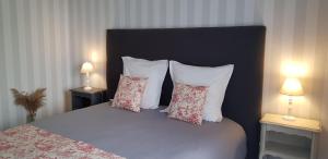 B&B / Chambres d'hotes La Tourelle - Bed and Breakfast et gite : photos des chambres