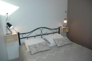 B&B / Chambres d'hotes La Tourelle - Bed and Breakfast et gite : photos des chambres