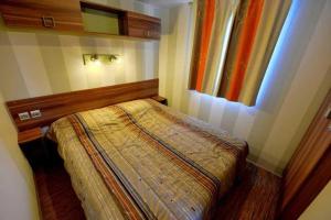 Campings Camping 4 etoiles - Piscine - ccbagcc : photos des chambres