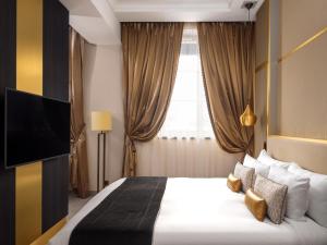 Hotels Niepce Paris, Curio Collection By Hilton : Chambre Lit King-Size Privilège 