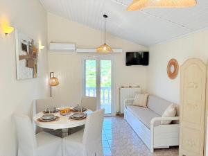 Myrtos Aparthotel