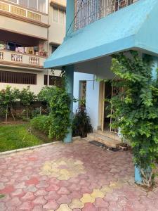 Moushumis Home - 2 Bedrooms - Pet Friendly