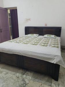 Moushumis Home - 2 Bedrooms - Pet Friendly