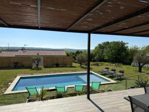 Maisons de vacances Les Lauriers Roses - Maison climatisee piscine : photos des chambres