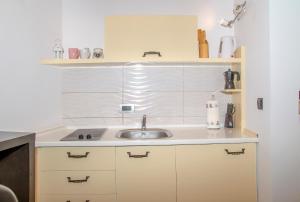 B16 Apartment