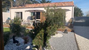 Maisons de vacances Sun Oasis L-Oasis : Maison 1 Chambre