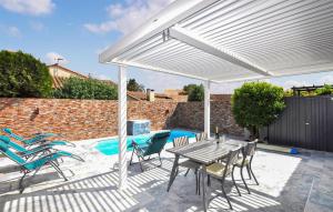 Maisons de vacances Gorgeous Home In Alenya : photos des chambres