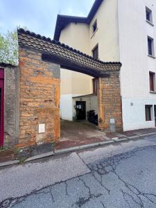 Appartements Vue, charme, calme Duplex cosy a 10 min de Lyon : photos des chambres
