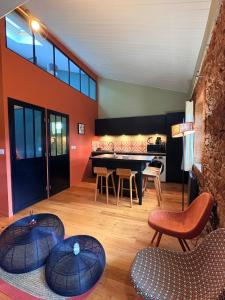 Appartements Vue, charme, calme Duplex cosy a 10 min de Lyon : photos des chambres
