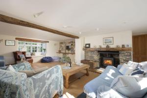 Sparnal Stitch and the Hideaway