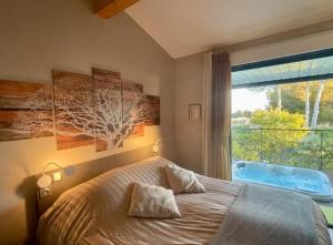 Maisons d'hotes L'ESCALE COTE BLEUE B&B AND Spa : photos des chambres