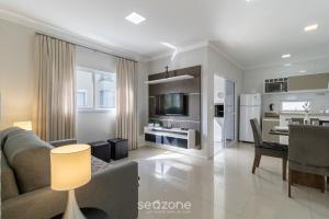 Apto c churrasq. 2Q 500m da Praia PTS0101