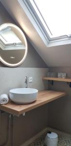 B&B / Chambres d'hotes La Tourelle - Bed and Breakfast et gite : photos des chambres