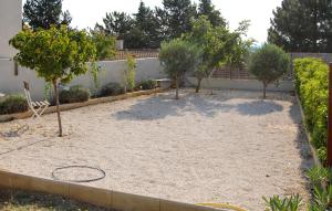 Amazing Home In Saint Pons La Calm