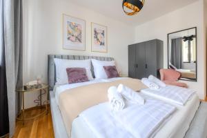 Stylish Central Apartment