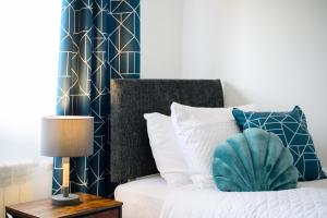 WOLLATON HAVEN Modern and Cozy Home Near M1 and Wollaton Park Free WiFi Netflix Free off street parking