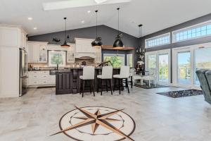 45 Degrees North - Tobermory