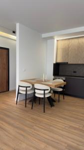 Spacious Luxury Apartment