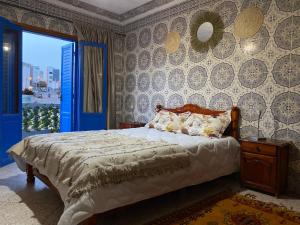 Beachside Balcony Retreat