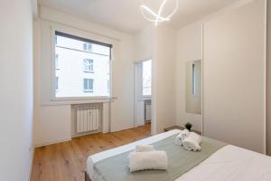 Central Apartment Piazza Dante Genova - Happy Rentals