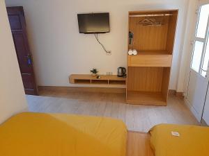 Mùi Oanh Homestay sát biển