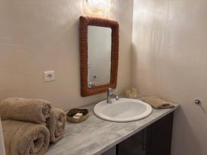 Appartements Les canisses : Appartement 2 Chambres
