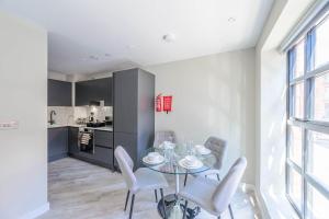 Central Birmingham Beautiful 2 Bedroom Apartment