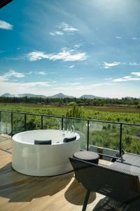 Holiday Sunset Private Pool Villa