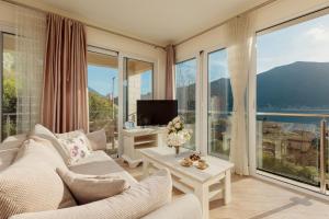 Baywatch Boka - Sun-filled Sea View