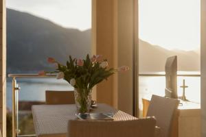 Baywatch Boka - Sun-filled Sea View