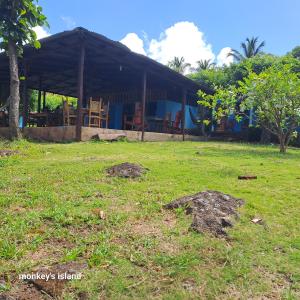 Monkeys Island Hostel