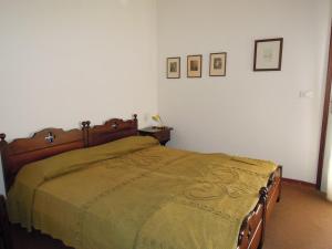 Cozy stay with shared pool