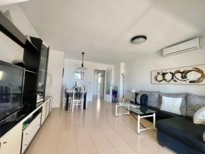 Coblanca Poniente Apartment