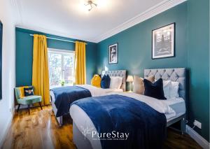 BIG Elegant House in Headingley Leeds -10 actual beds and sleeps 13 by PureStay
