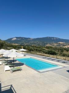 Casalecipriano - Country house with swimming pool