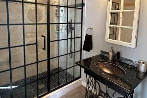 Walk to Jazz Fest from Garden Cottage