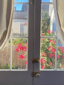 Walk to Jazz Fest from Garden Cottage