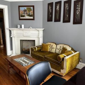 Historic Tudor with River Views & Fun Gaming Room