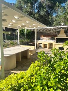 Kineri House