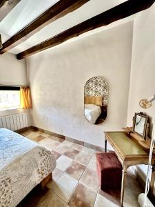 Maisons de vacances Aux Detours de l-Etang La Bergerie et sa piscine privative : photos des chambres