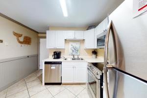 Plantation East #3218