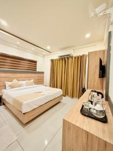 Stay Bridge Residency