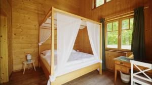 Atemberaubender Riegersburg-Blick & Badeparadies