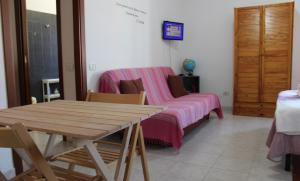 POESIS ROOM