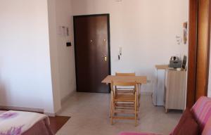 POESIS ROOM