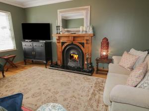 Donagh Cross Town House