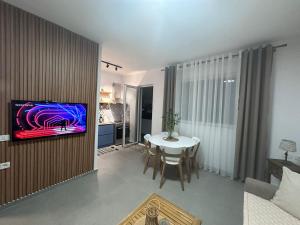 Florentina Apartments