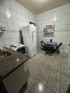 Casa c churrasqueira 400m praia