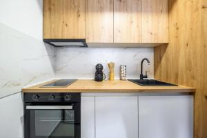 Bright & Modern Apt - CityCenter